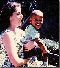 Ann Dunham with son, Barack Obama